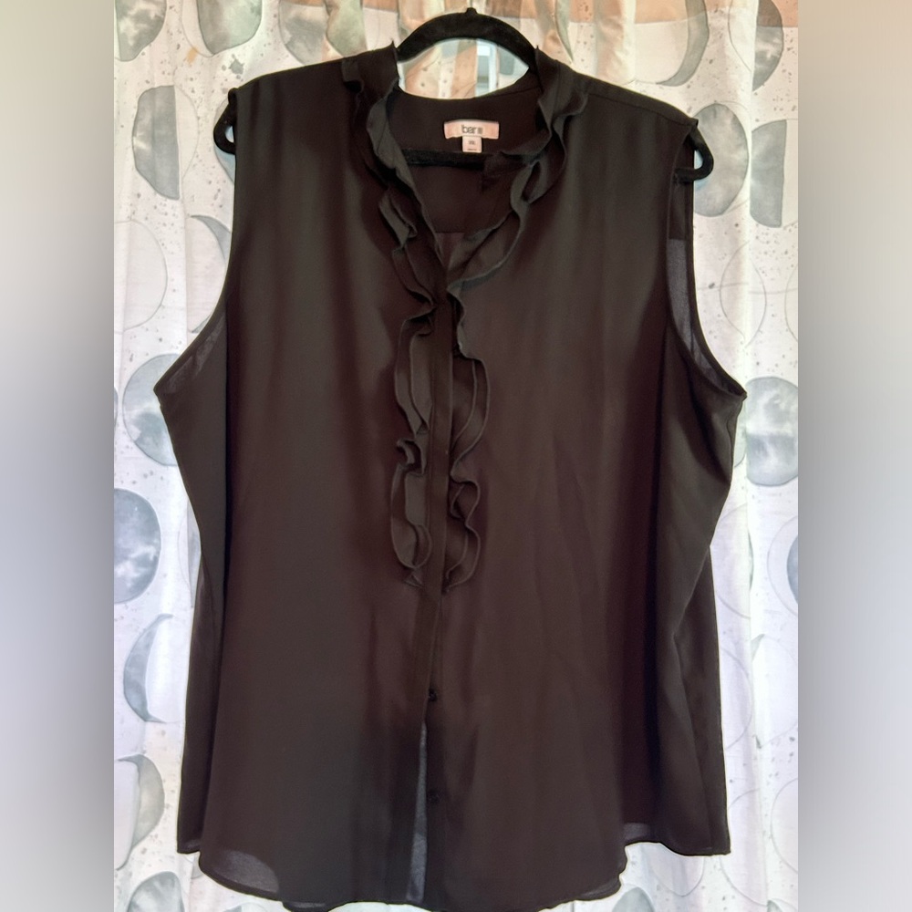 Bar III Black Sleeveless Ruffle-Front Blouse